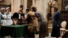 Downton Abbey setting up wireless